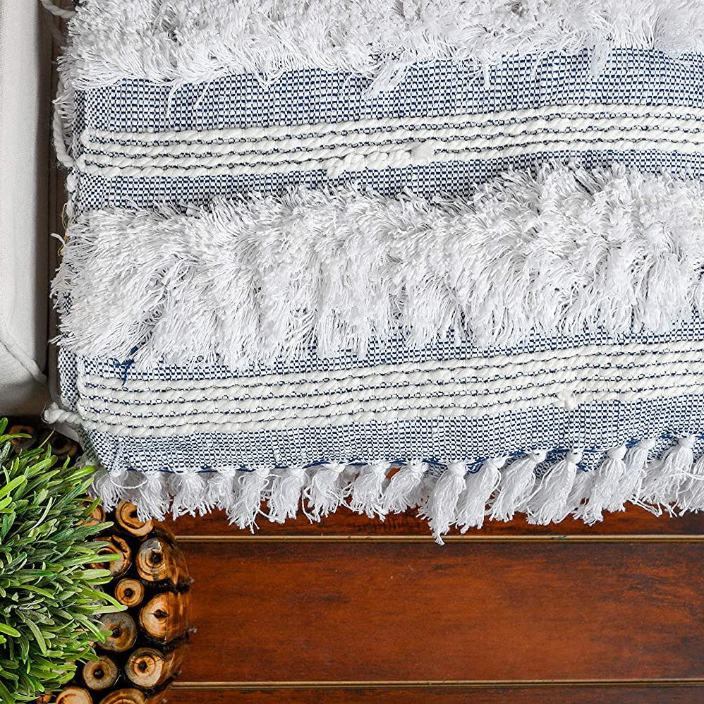 Hand Tufted Cotton Throw Blanket - Swan White