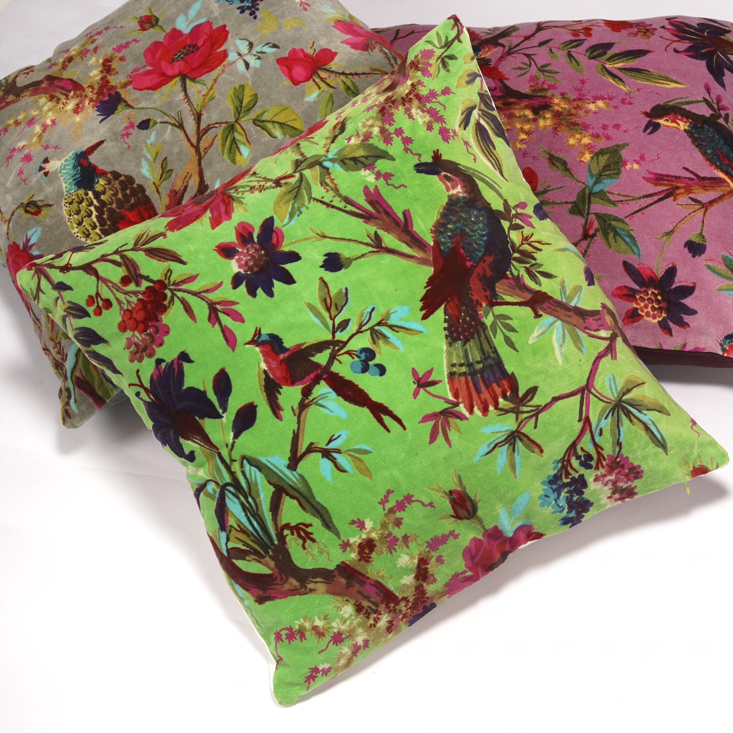 'Feathered Foliage' Velvet Cushion Cover - Chic Look