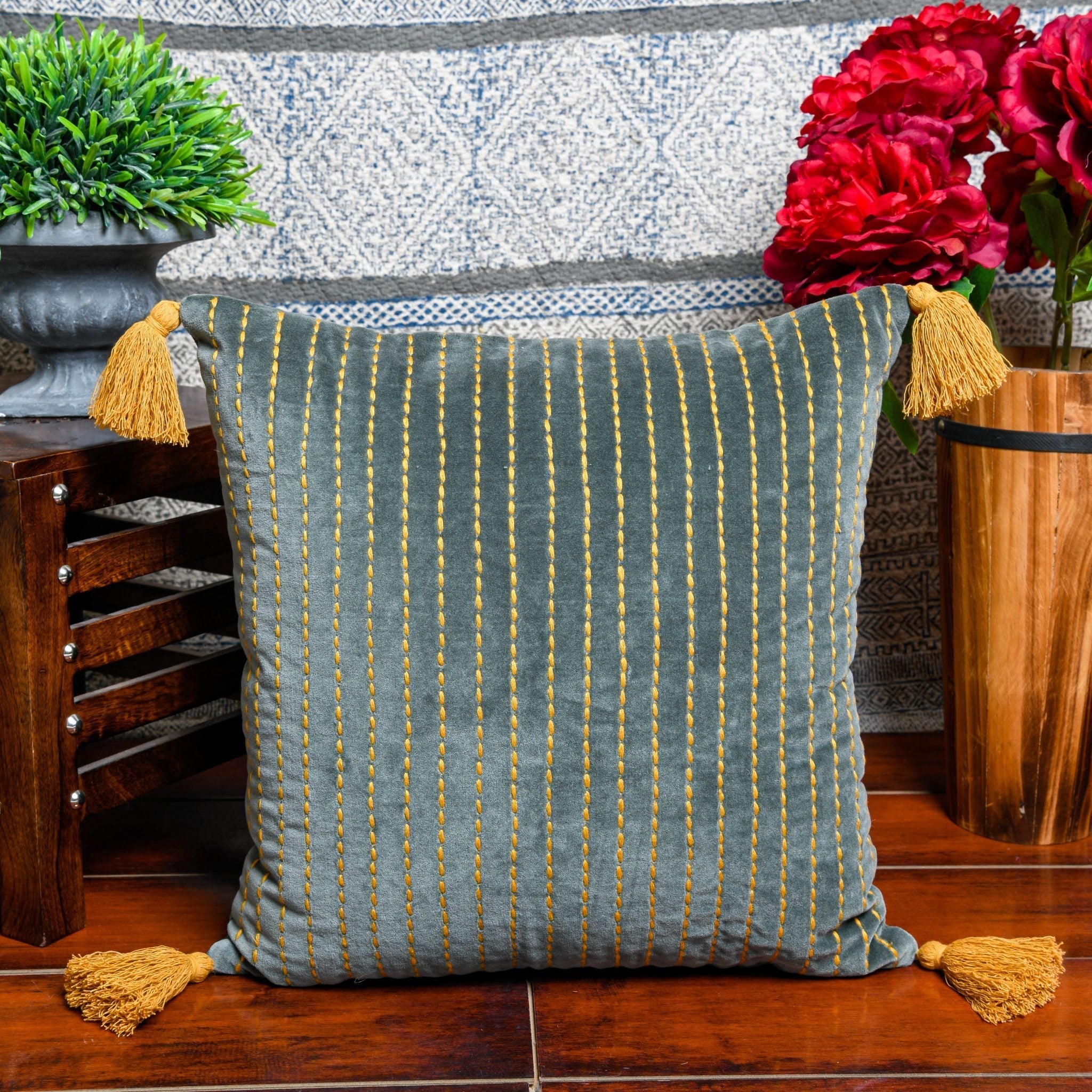 Tassels Cushion Cover - Beige, Handwoven