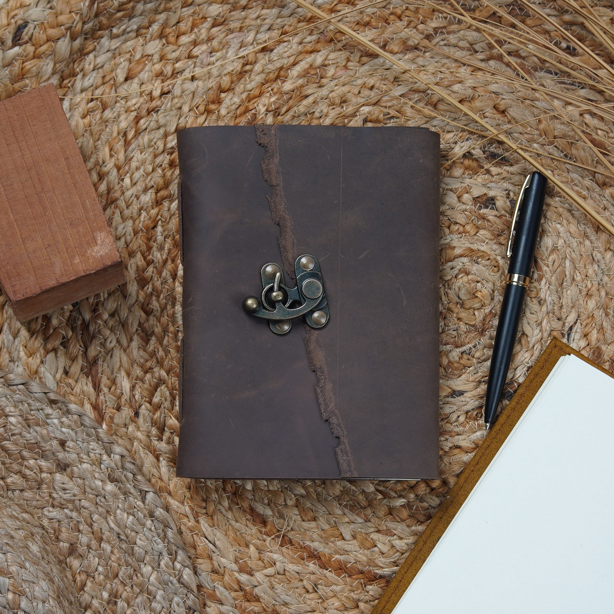 Artisan's Delight Leather Journal Book