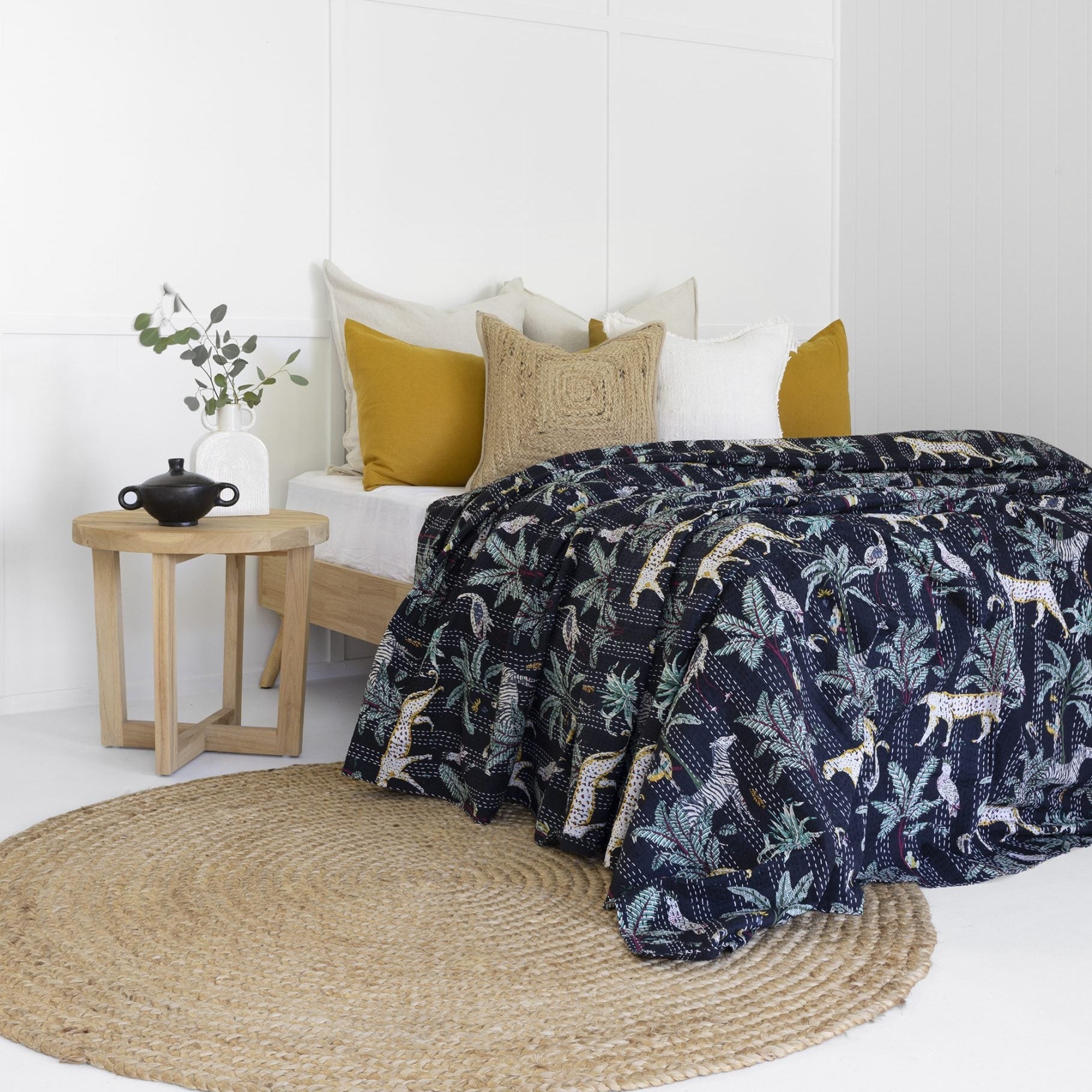 Alia Indian Kantha Quilt Throw – Boho Bedspread