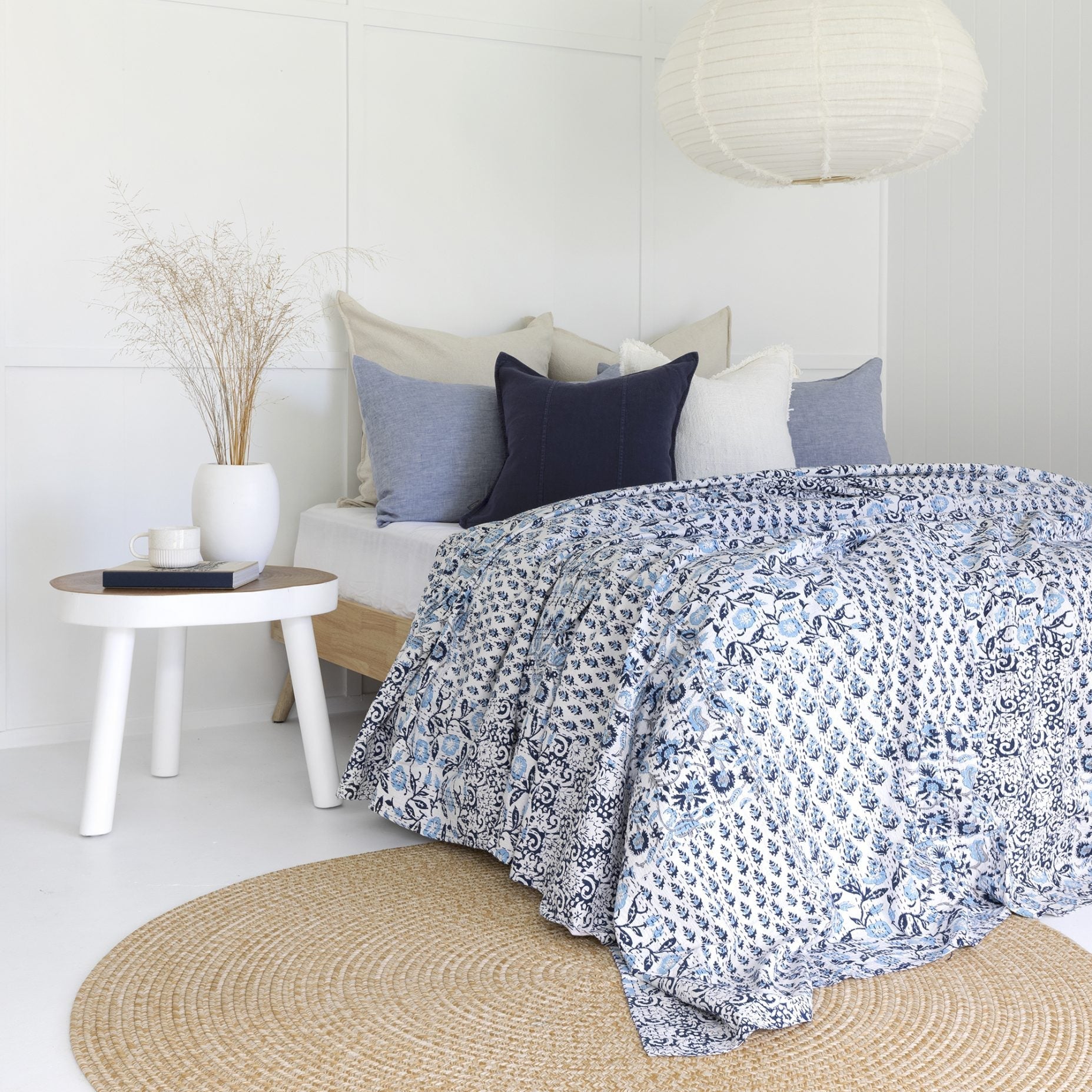 Tia Indian Kantha Quilt Throw – Handmade Bedspread