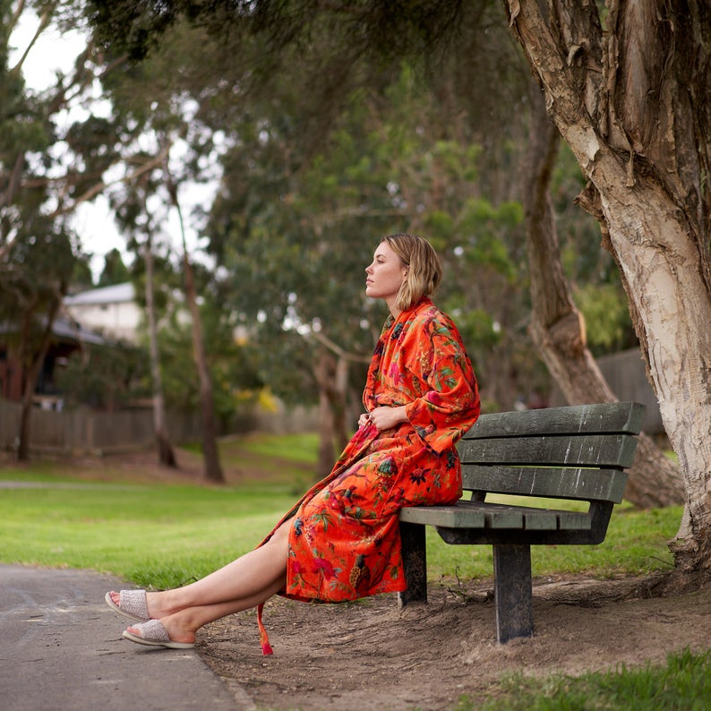 Timeless Elegance - Velvet Kimono Robe