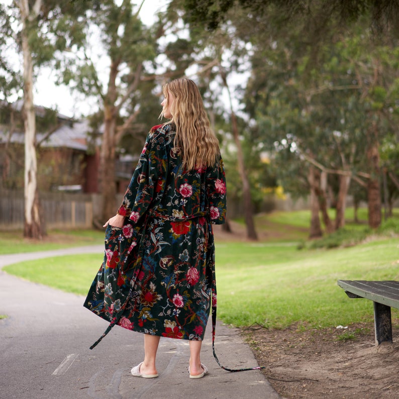 Luxe Botanicals - Velvet Kimono Robe