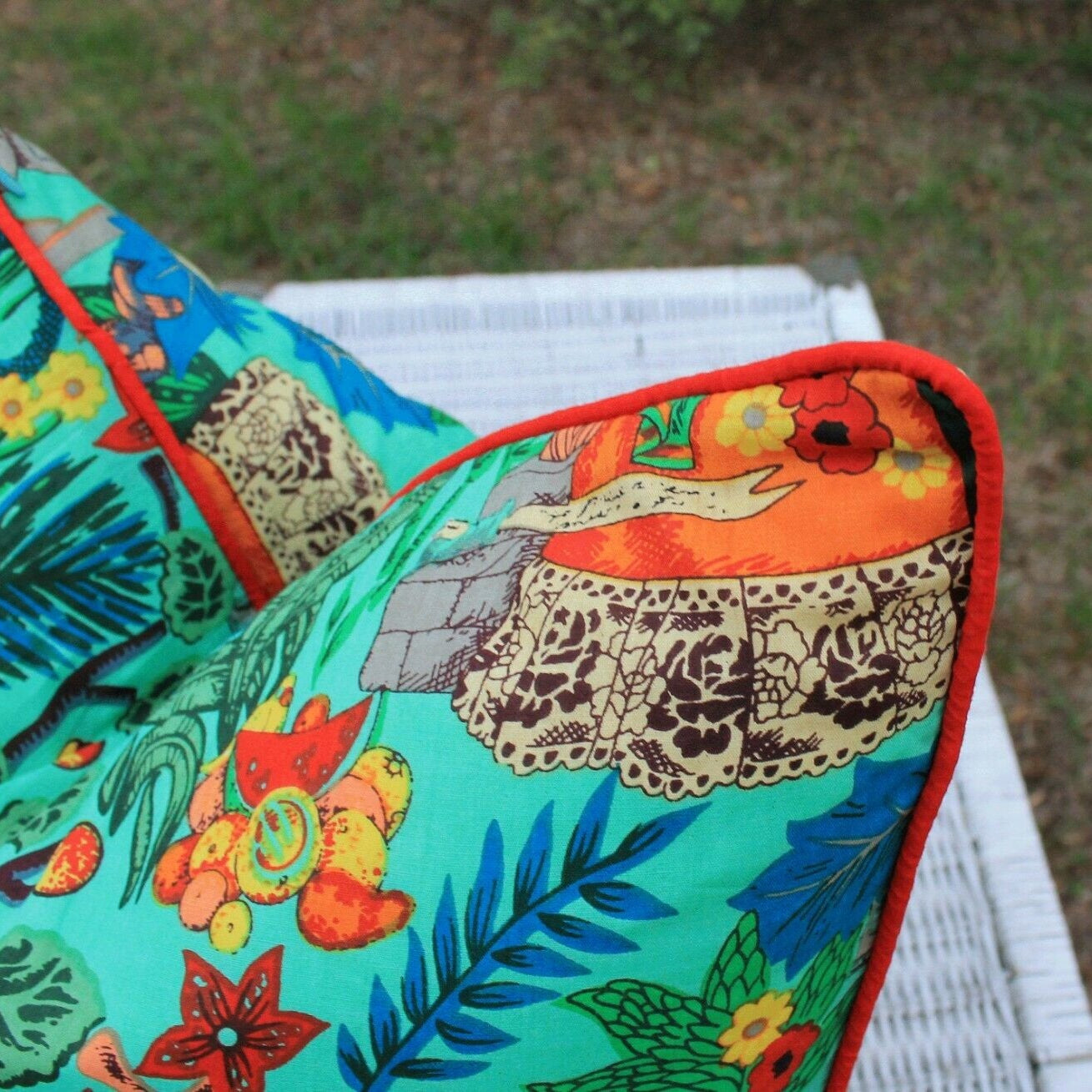 Frida's Jungle Oasis Cotton Cushion