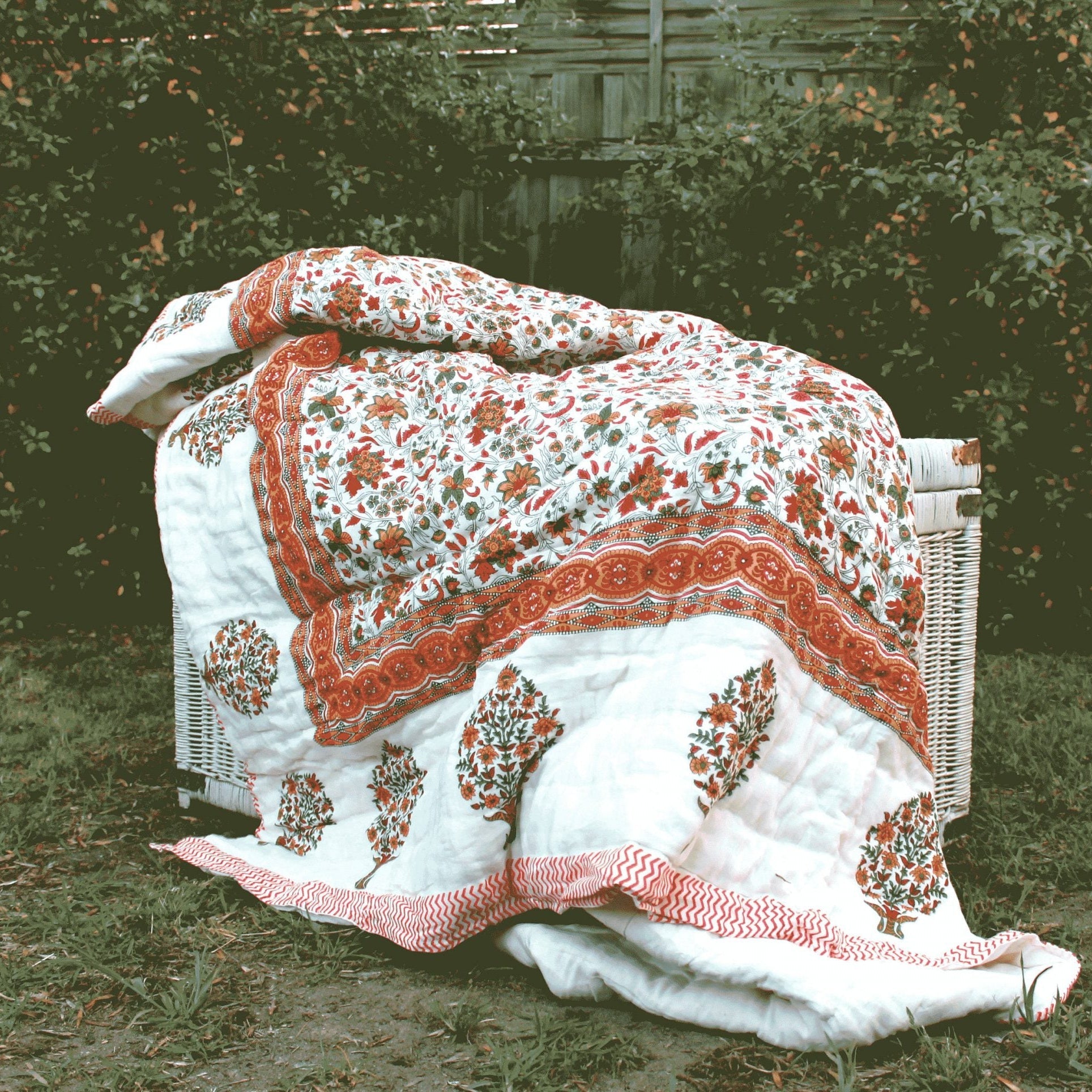 Floral Quilt - Vintage Style