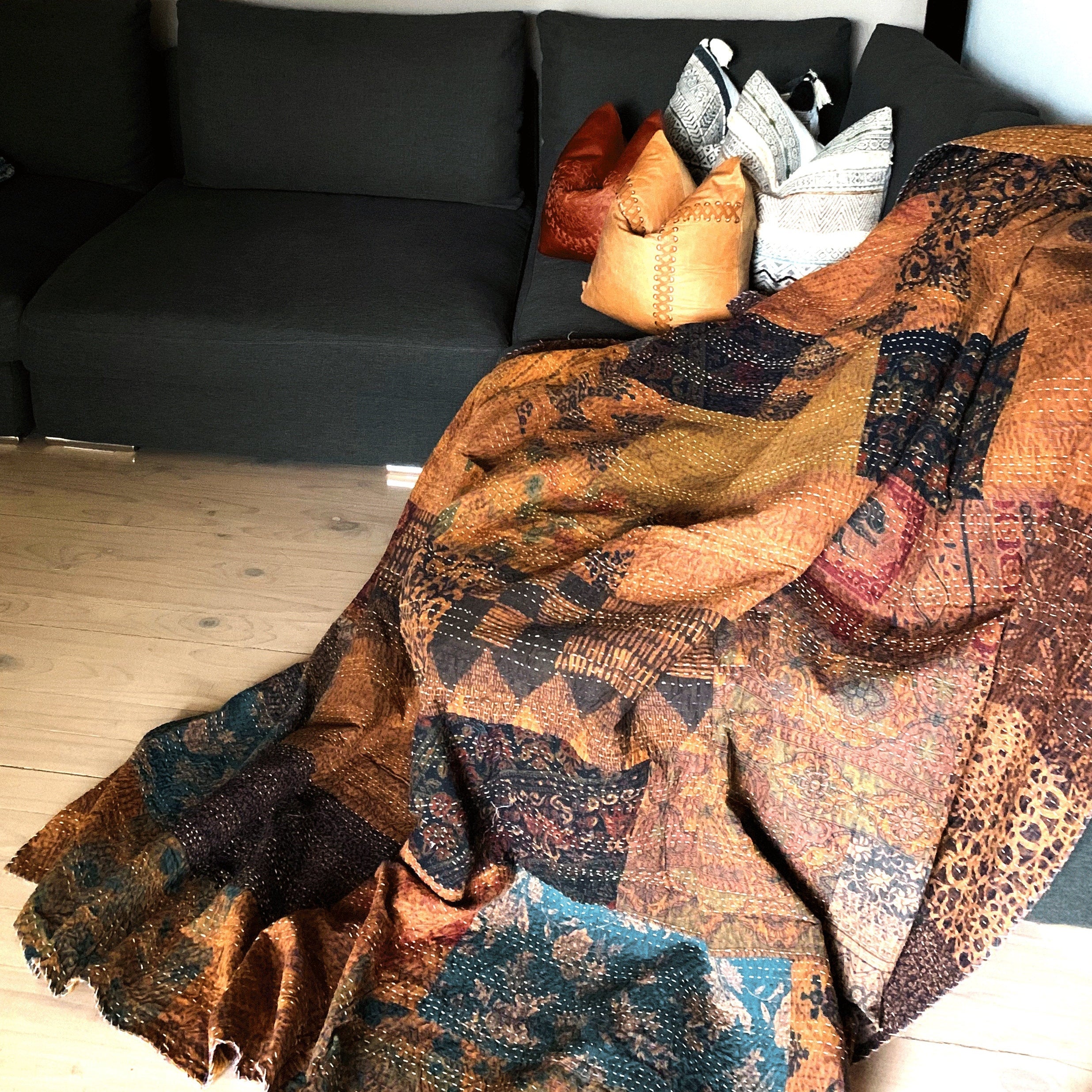 Indian Kantha Quilt - Black Mush