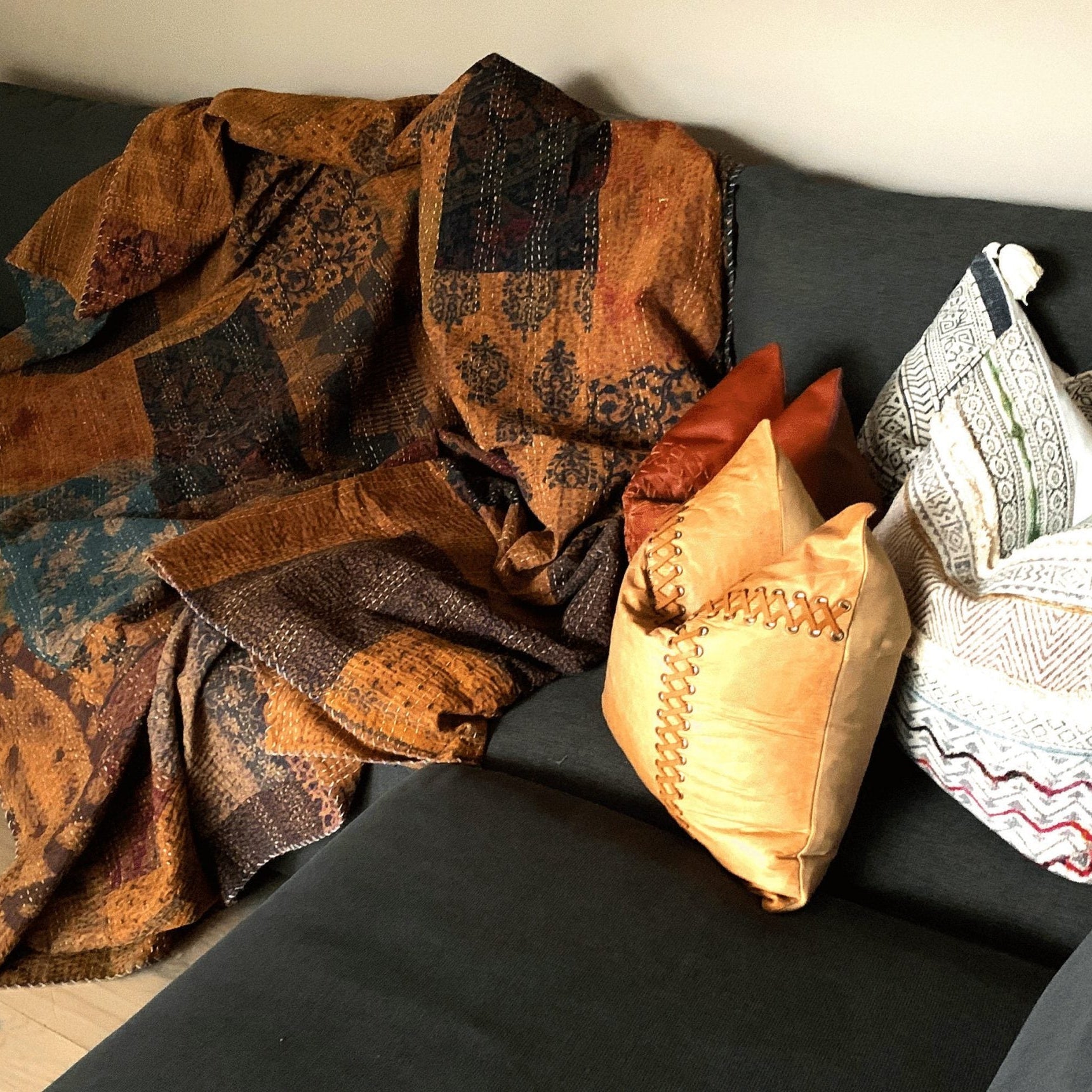 Indian Kantha Quilt - Black Mush