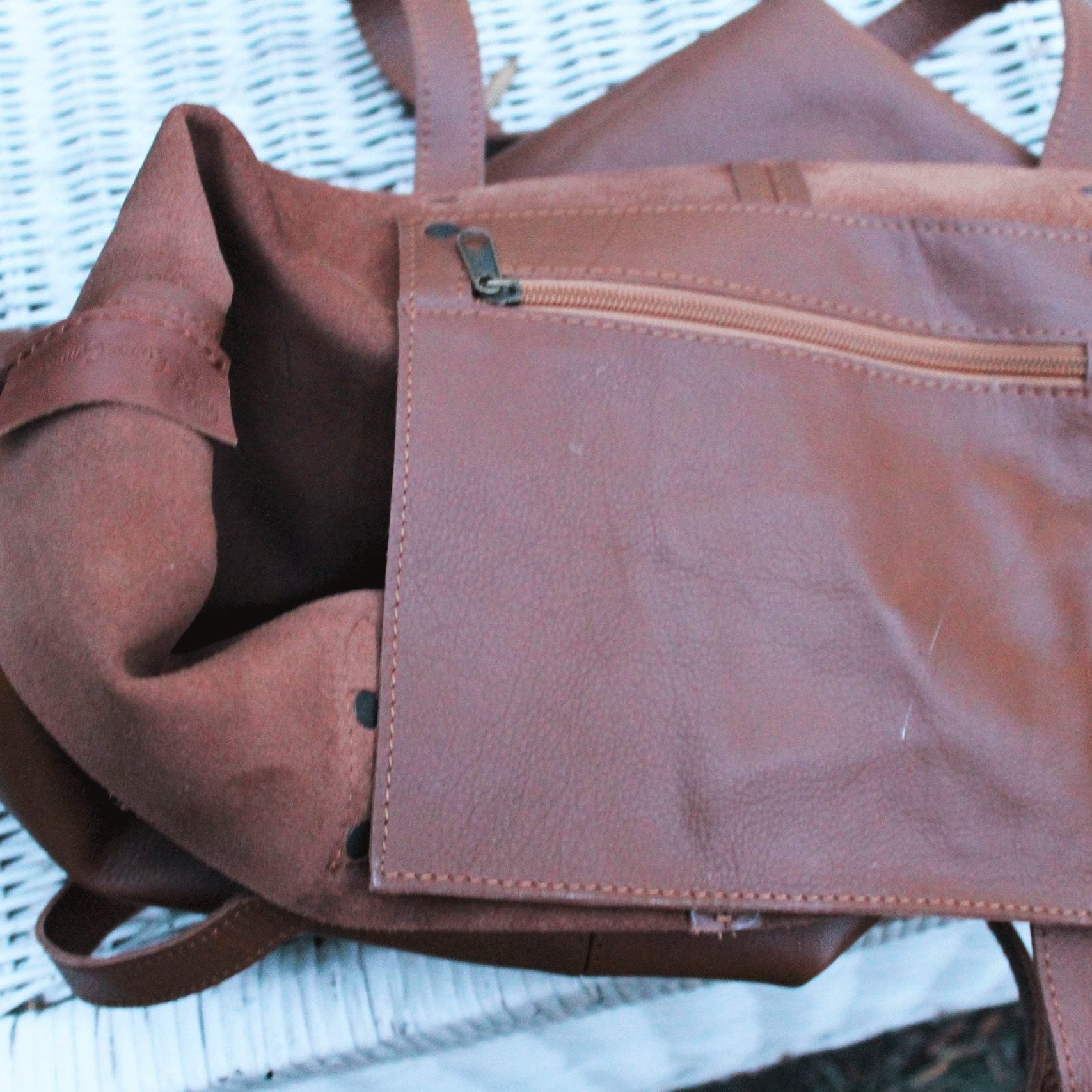 Timeless Leather Tote Bag Elegance