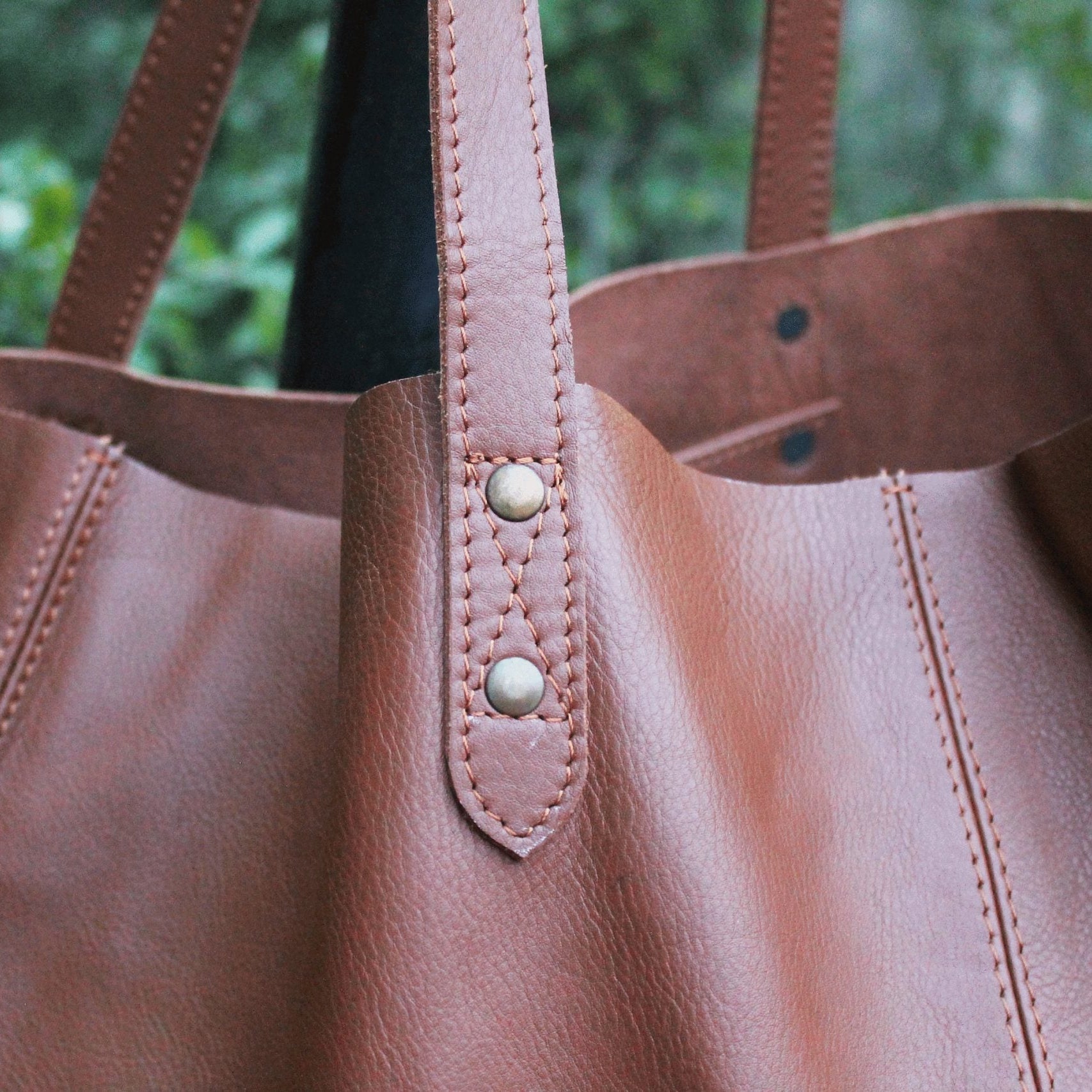 Timeless Leather Tote Bag Elegance