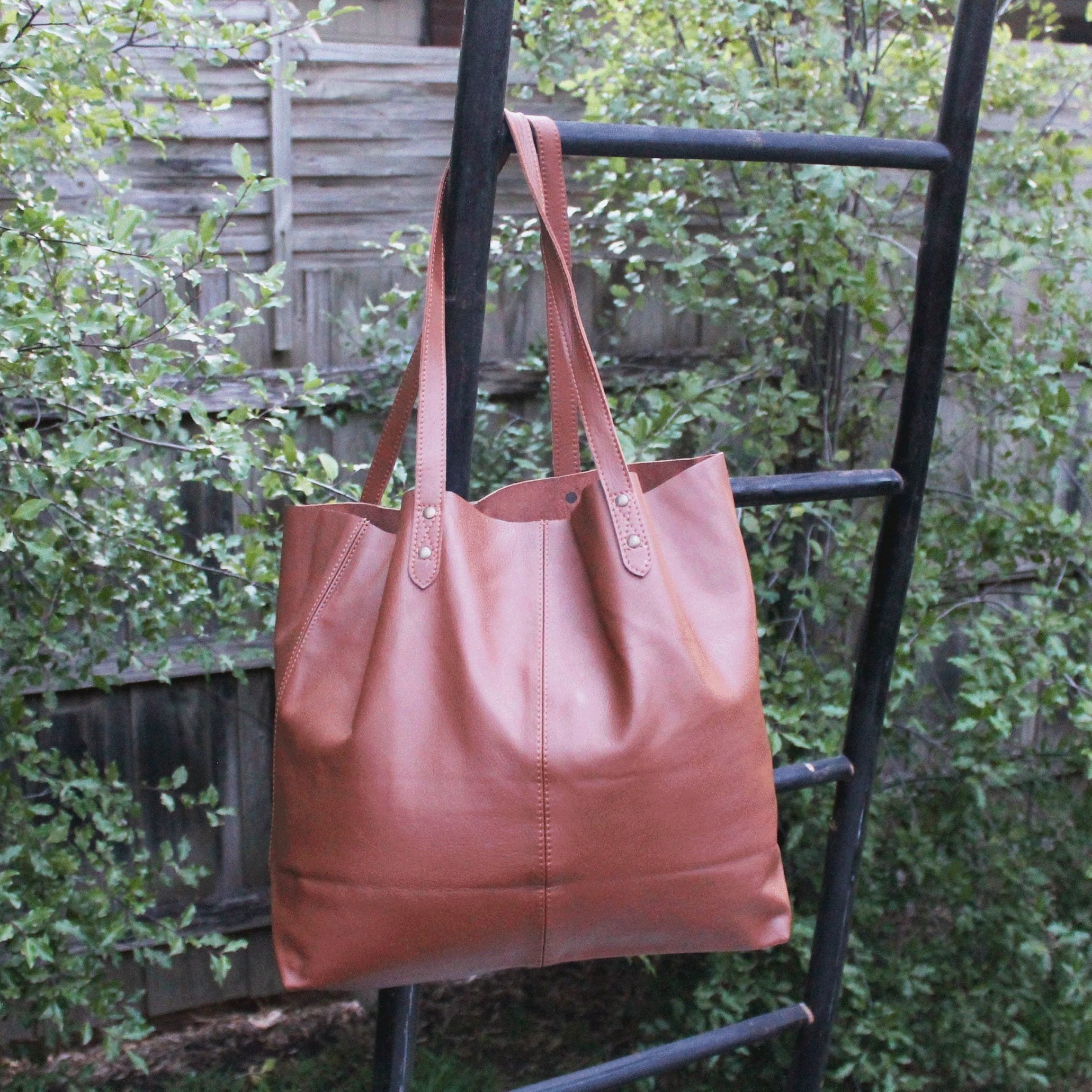 Timeless Leather Tote Bag Elegance