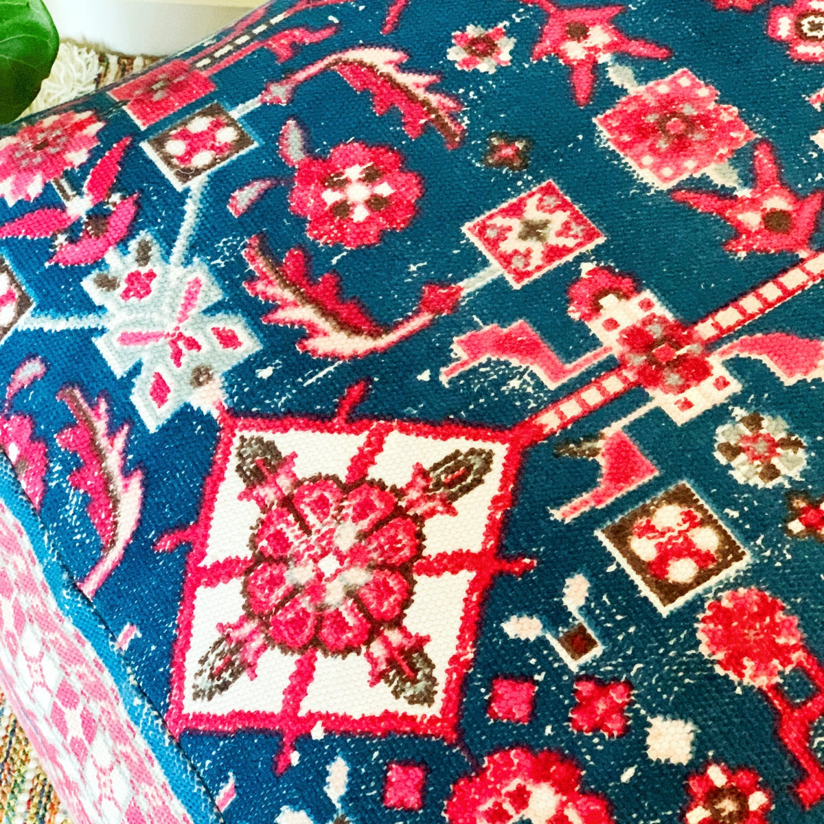 Moroccan Ottoman Pouf - Gift Decor