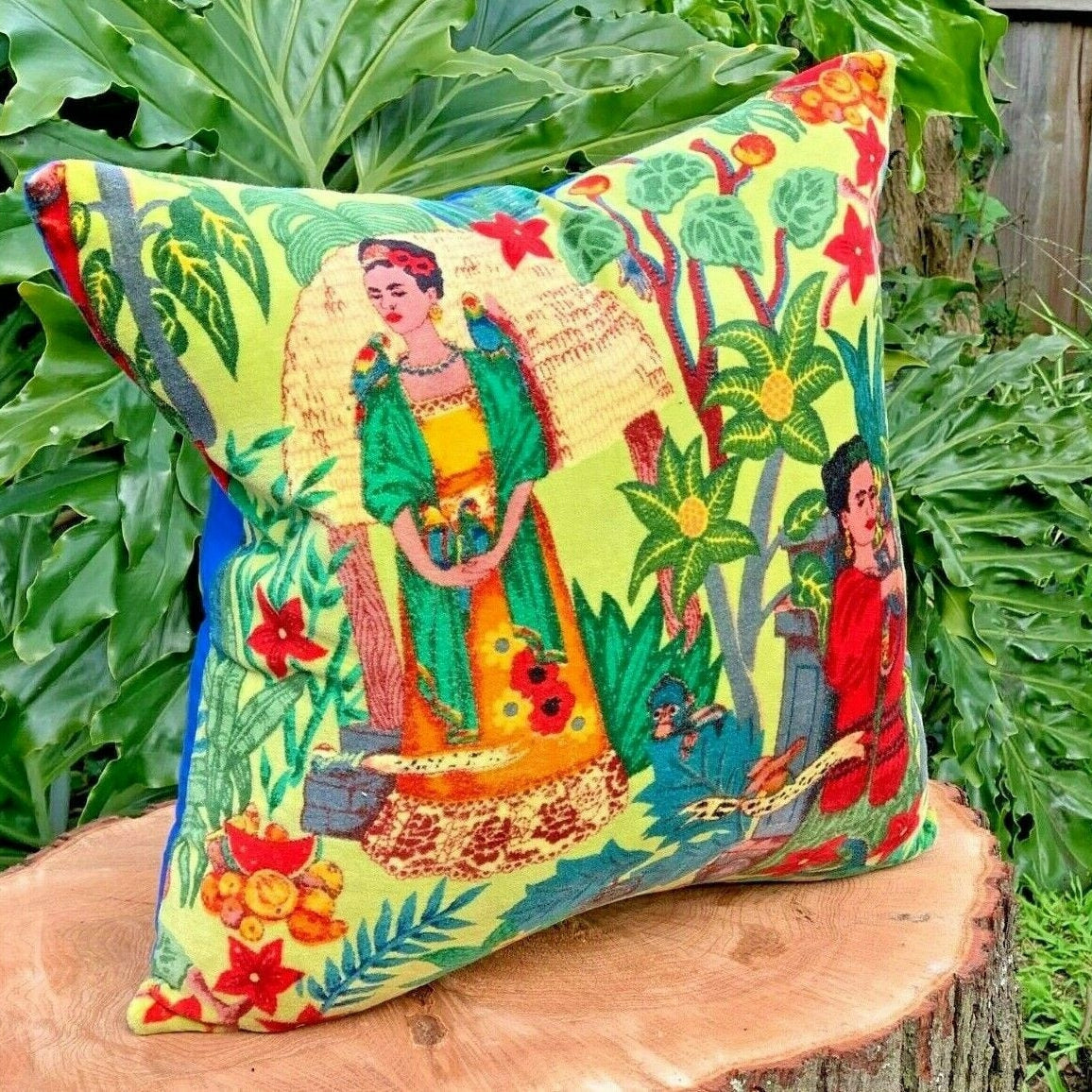 Viva Frida! Velvet Cushion Cover