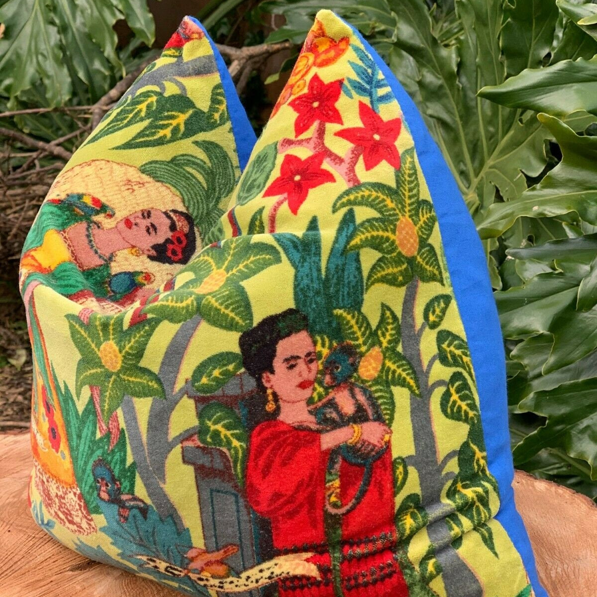 Viva Frida! Velvet Cushion Cover