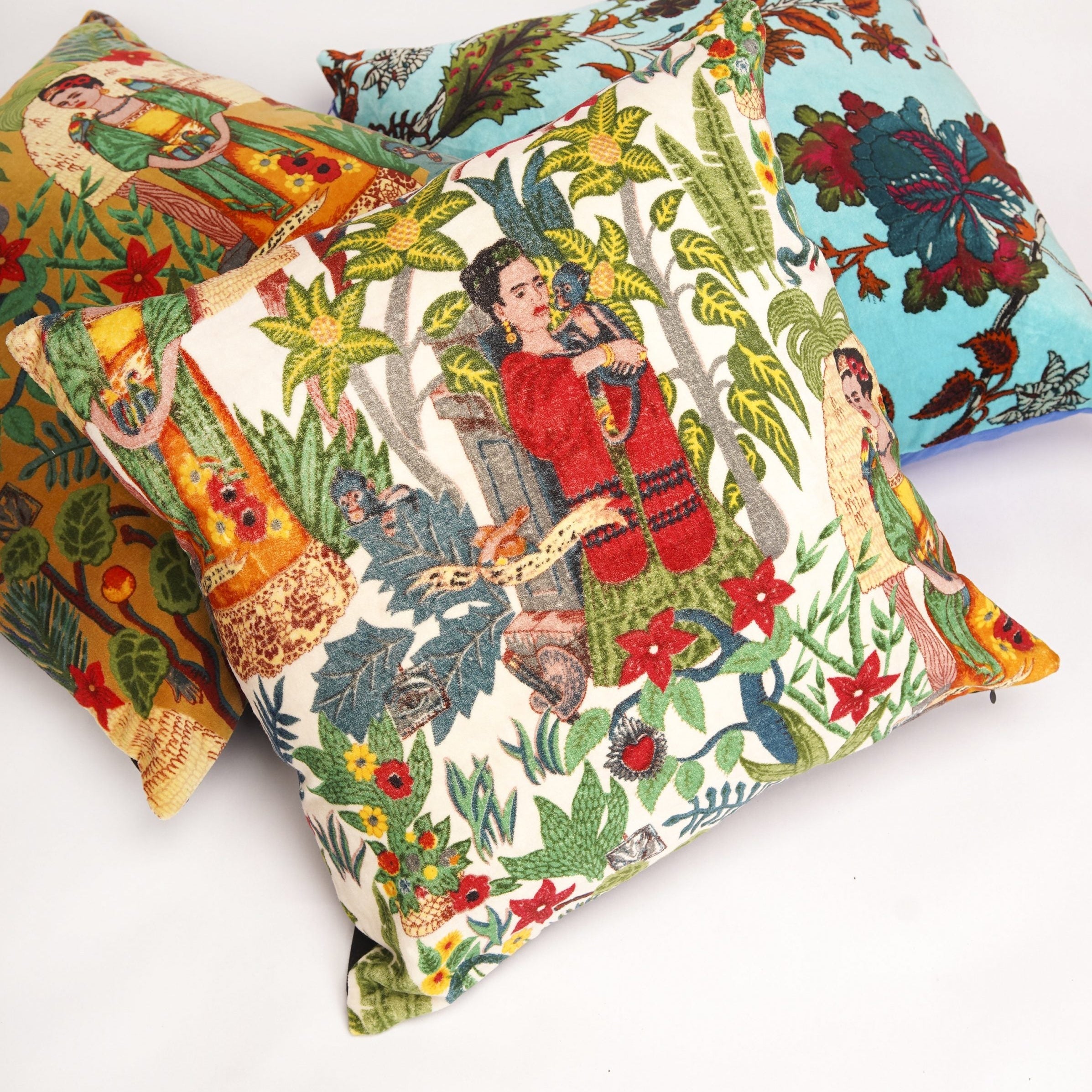 Frida's Vision Velvet Cushion Cover