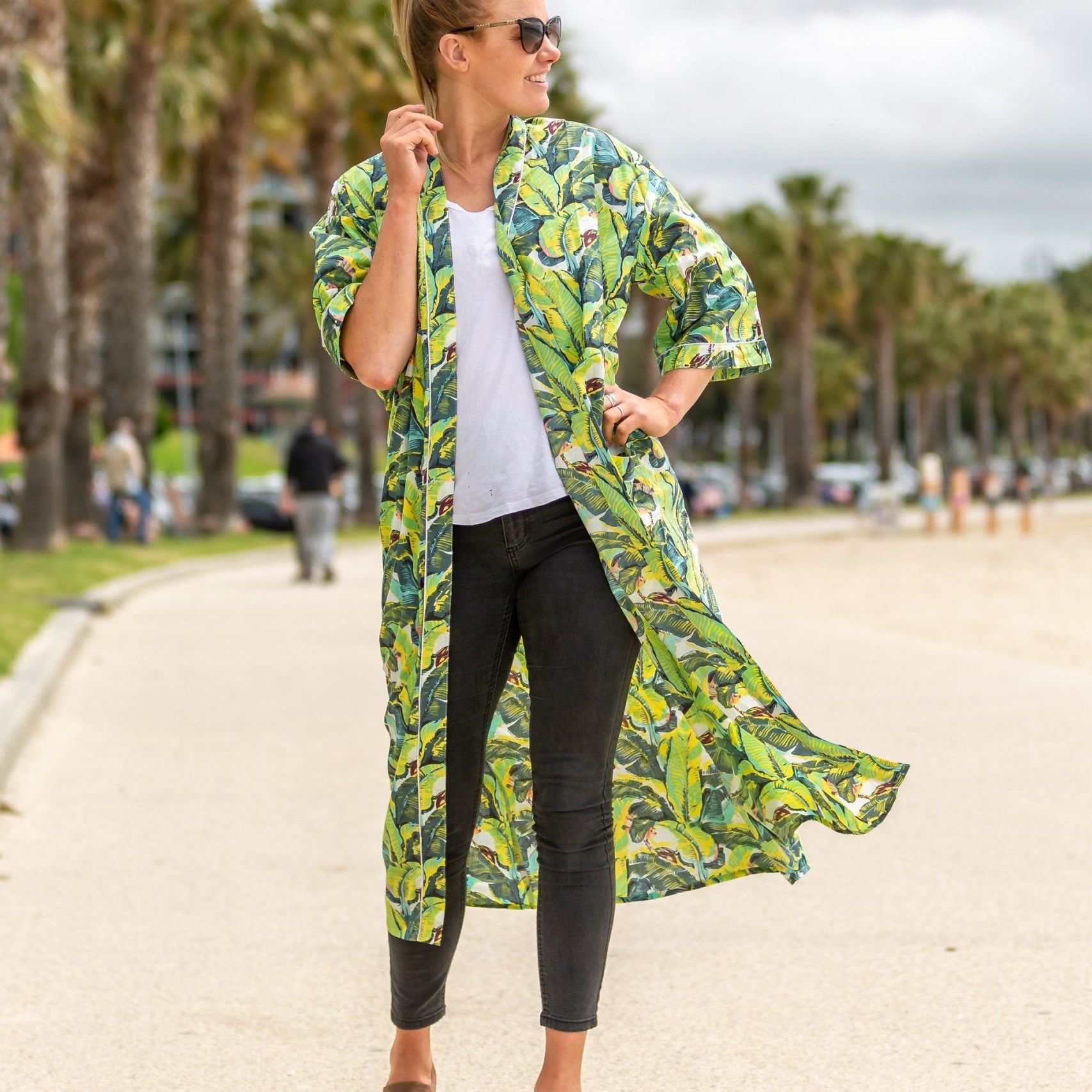 'Party Hilltop' Women’s Cotton Kimono Robe - Fun Design