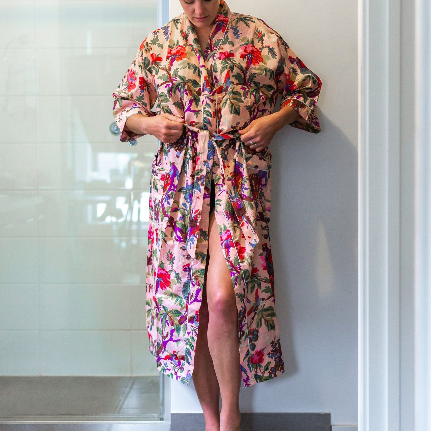 'Golden Bird' Women’s Cotton Kimono Robe - Luxurious